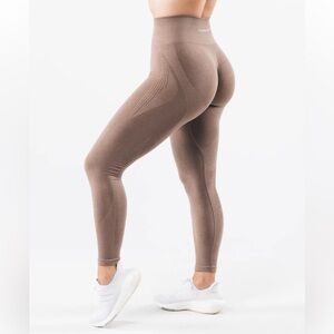 Alphalete Amplify Contour Leggings
